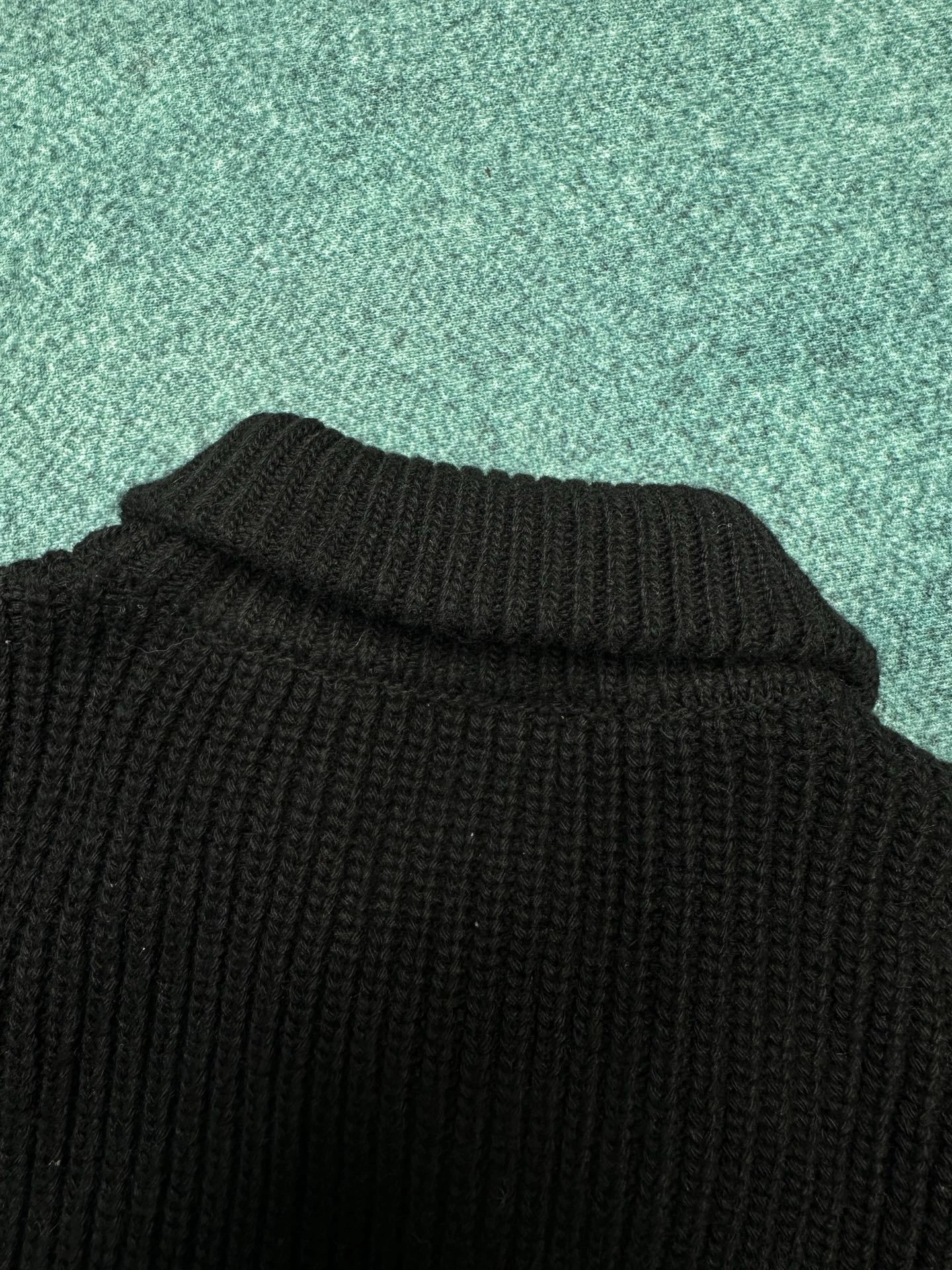 wg.luxury-- 358i95 wool embroidery oversize item: E-F443J1603H